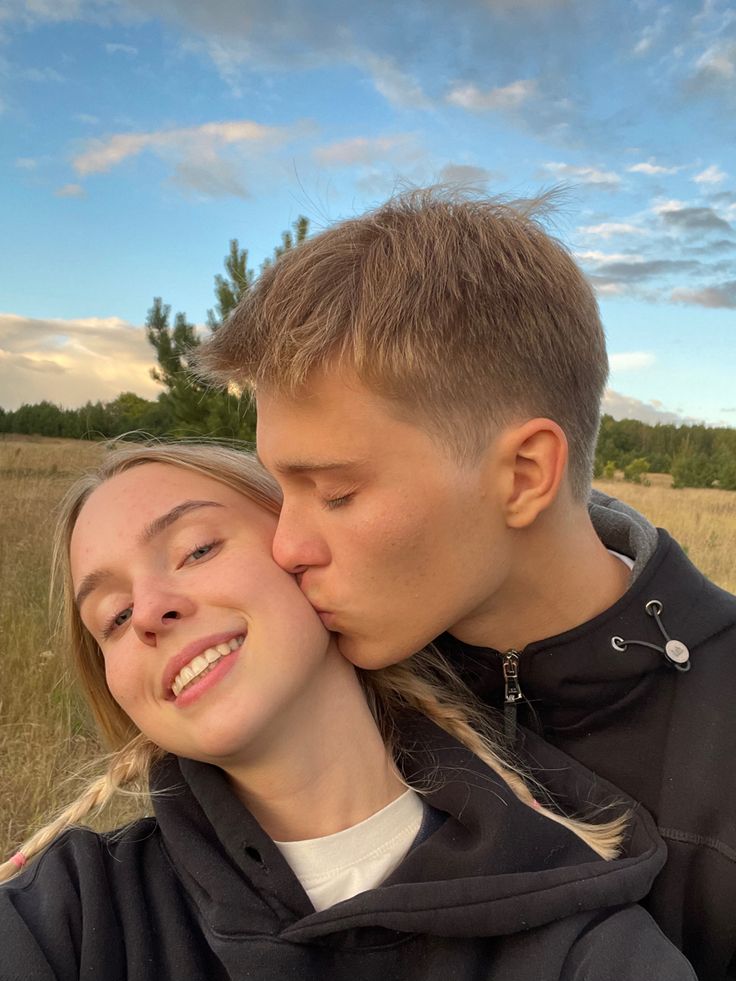 Couple goals | Милые пары, Подростковые пары, Подростковые