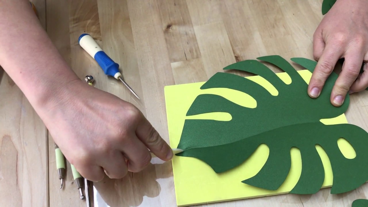 Paper leaves sculpturing Monstera paper