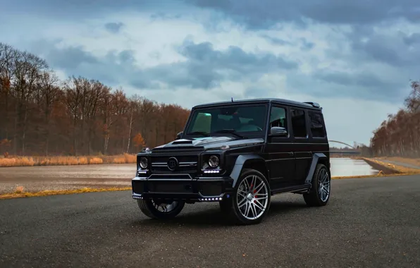 Детский электромобиль джип Mercedes G63 AMG красный гелик