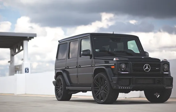 750x1334 Mercedes Benz g Class